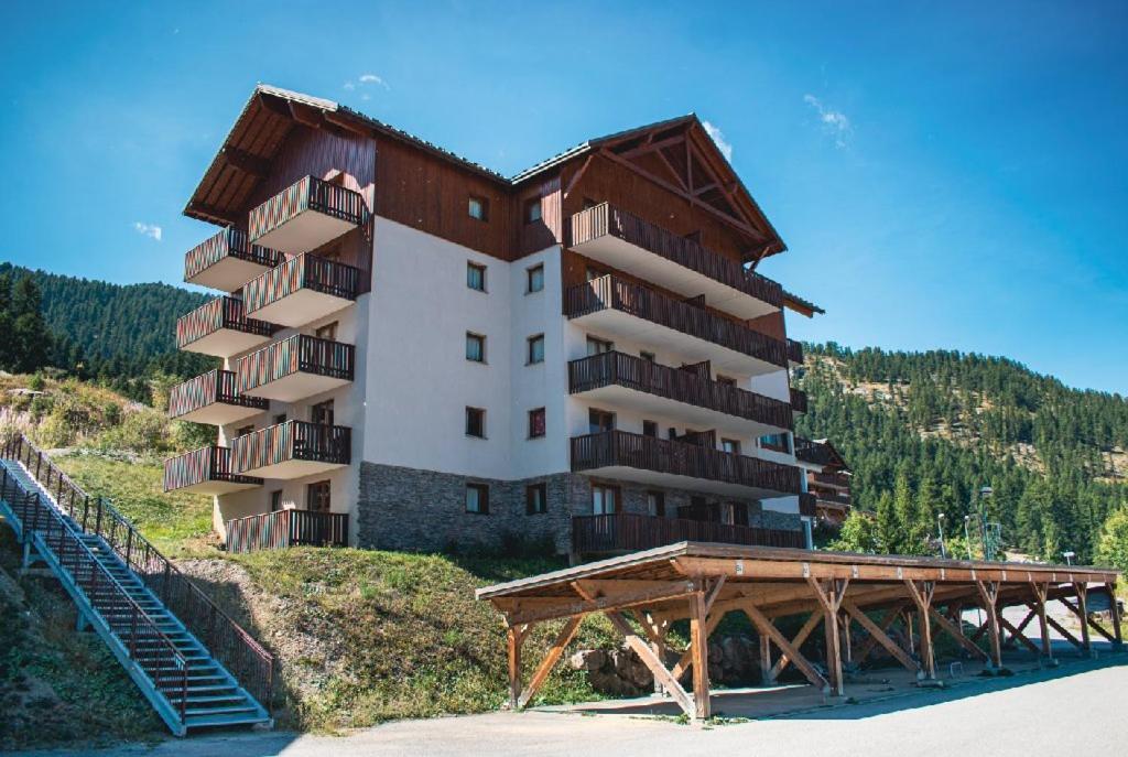 Les Gentianes By Actisource Aparthotel Пюи-Сен-Венсан Екстериор снимка